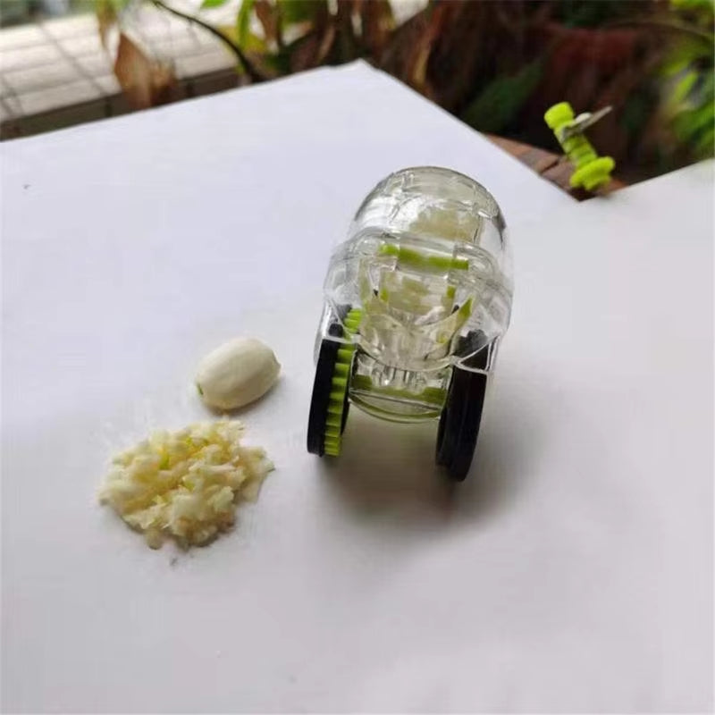 Quick Garlic Grinder Mini Garlic Garlic Cart Kitchen Gadgets and Accessories Kitchen Gadgets Roller Garlic Chopper Manual